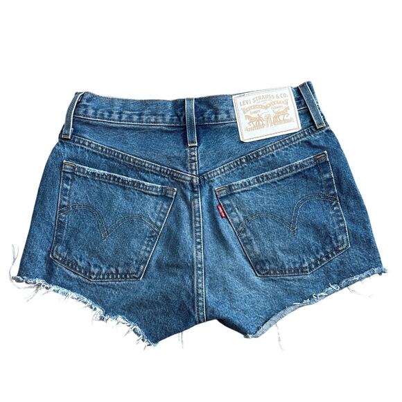 Levi's Premium 501 Original Fit High Rise Oxnard Athens Cut-Off Shorts Size 25 - Picture 7 of 11